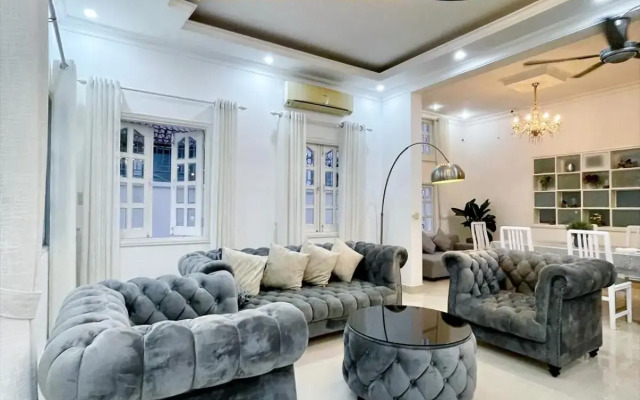 Villa 90 - Villa 86 Group