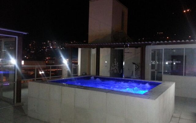 Hotel Six Avenue