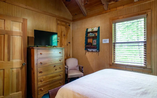 The Hartland - Hot Tub, Jacuzzi, Fireplace