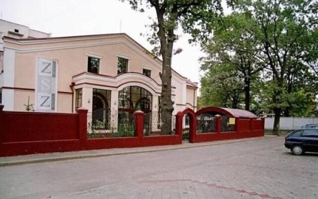 ZS Club Hotel