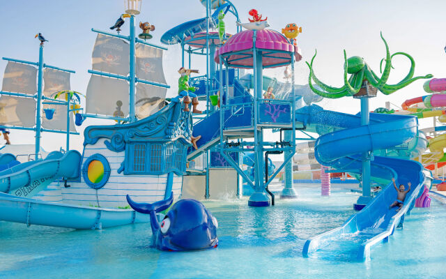 Mövenpick Waterpark Resort & Spa Soma Bay