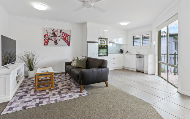 Noosa River Retreat