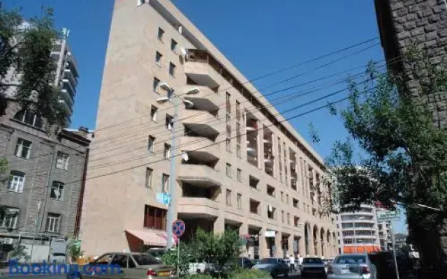 Opera Apartments