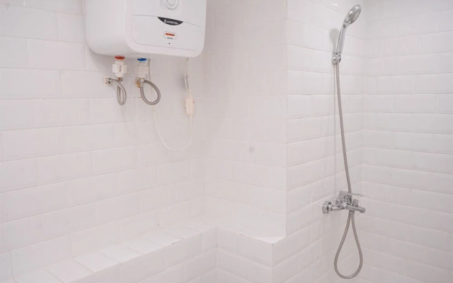 Comfort Studio Loft Apartment At Kingland Avenue