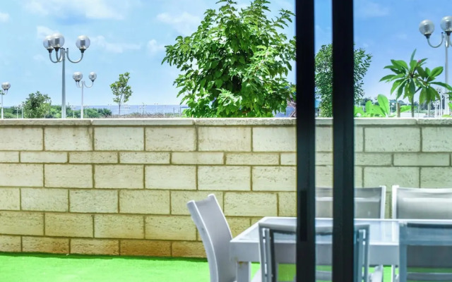 Achziv Beach Getaway with Balcony by Sea N Rent