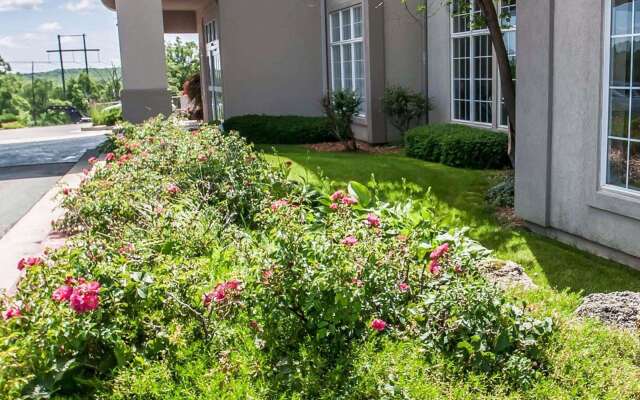 Sleep Inn & Suites Lake of the Ozarks