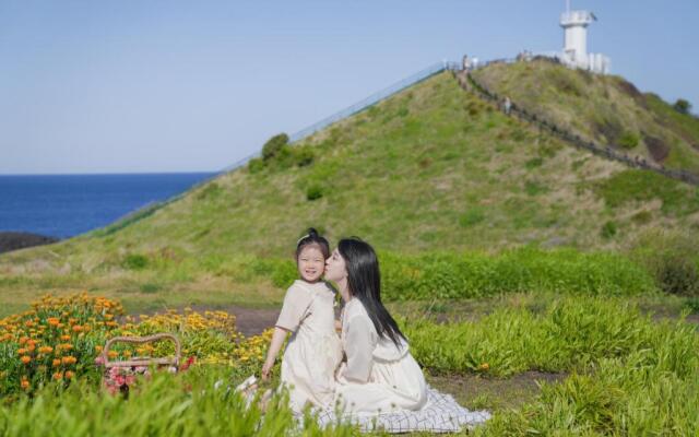 Phoenix Island Ocean Star Resort