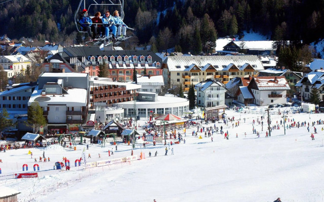 Apartment Mojstrovka