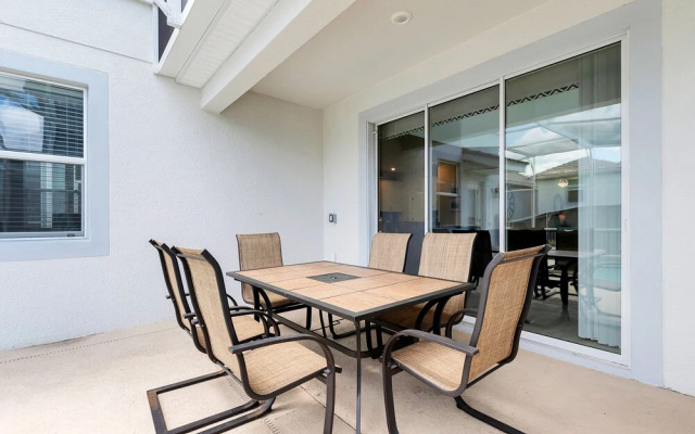 Stylish Home W/private Pool&spa, Near Disney!