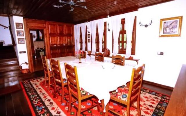 Sharlopova Boutique Guest House - Sauna & Hot Tub