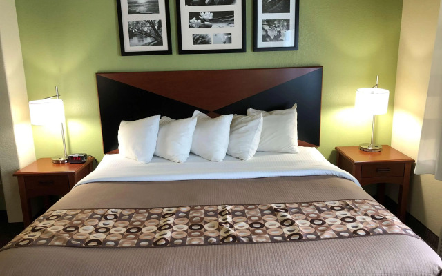 SureStay Plus Hotel by Best Western San Antonio SeaWorld