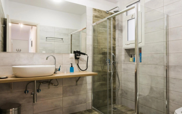 Comfort Zone Apartment in the heart of Athens