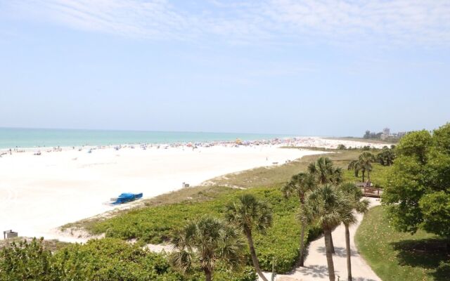 Jamaica Royale - T41 - 2 Br Condo