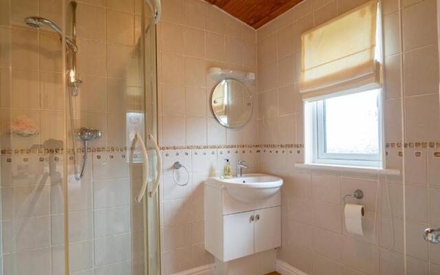 Whitsand Bay Lodge