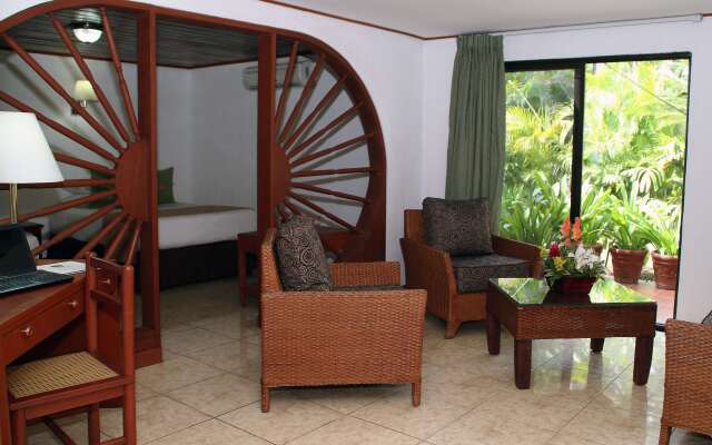 Best Western Las Mercedes Airport