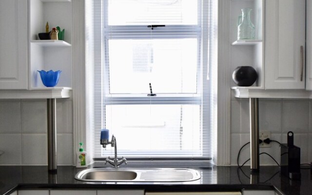 Westwood Apartment in Sea Point