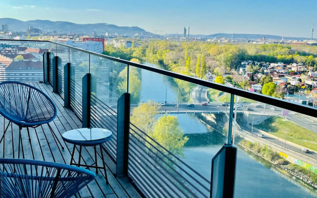 Royal Swan Skyline, Wien