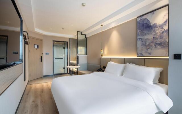 Xinhuating Business Hotel