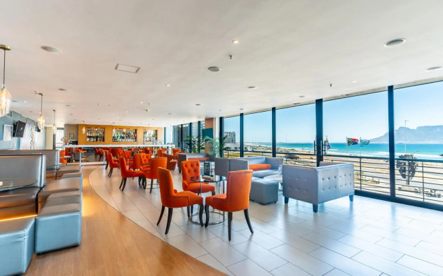 Blaauwberg Beach Hotel