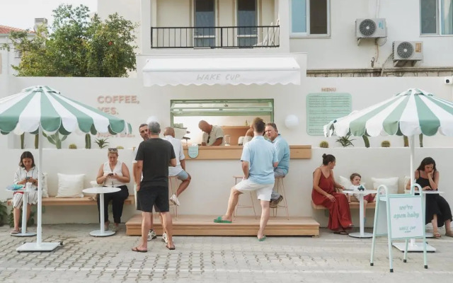 Wake Cup Stay Alacati