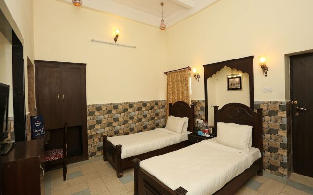 OYO 9666 Hotel The Fateh