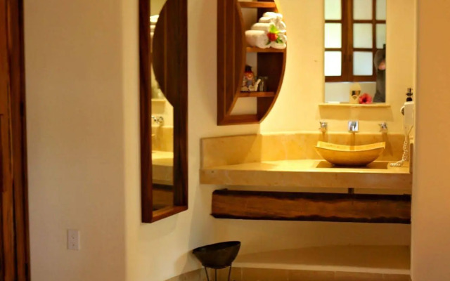 The Inn at Manzanillo Bay