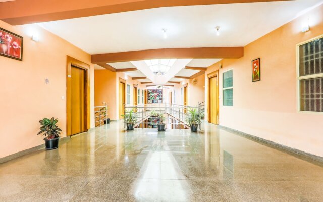 FabHotel City Comforts Inn