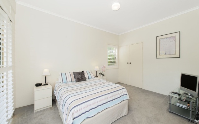 349 'Oaks Pacific Blue' 265 Sandy Point Road - Fantastic Pool – Guest Rooms – Salamander Bay