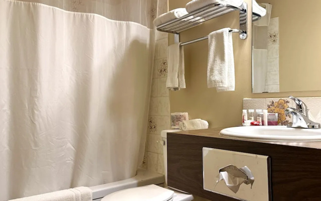 Lacombe Motor Inn