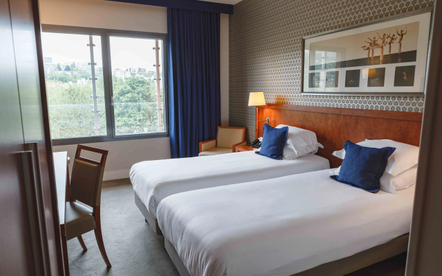 Crowne Plaza Lyon - Cité Internationale by IHG