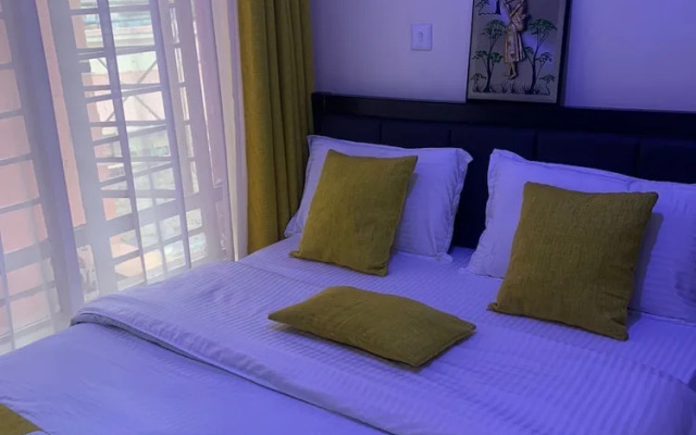Lux Suites Dublin Suites Utawala