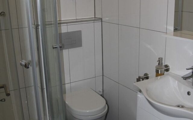 Kispet Deluxe Hotel