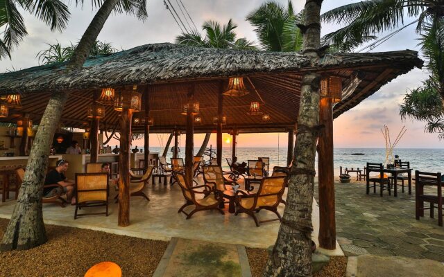 Thejan Beach Cabanas