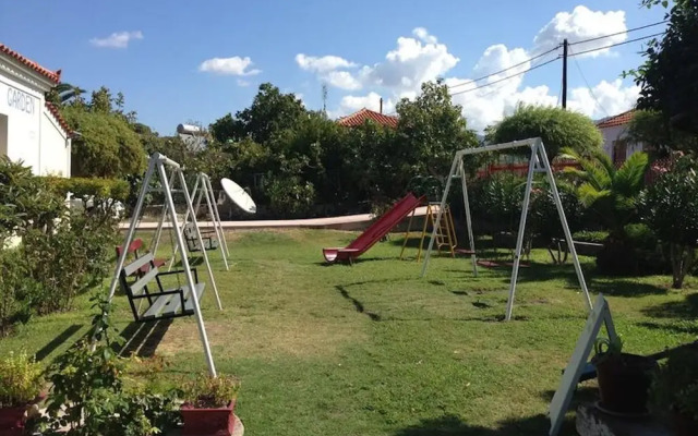 A Spacious and Bright Studio With Balcony No1111