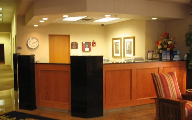 Holiday Inn Express Hotel & Suites Omaha - Southwest