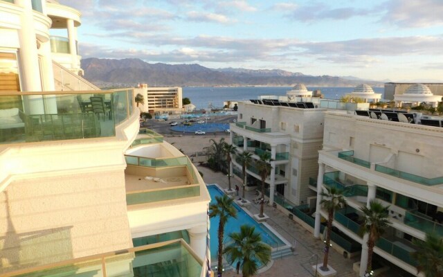 Top Residence in Eilat Terrace with Hot Tub