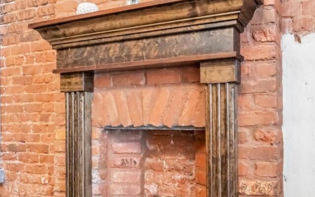 Spacious Sazerac Sanctuary