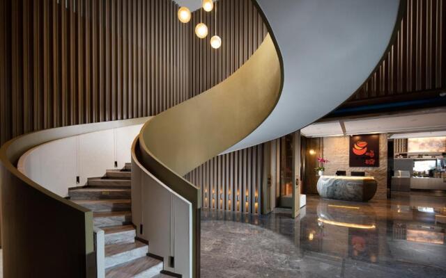 Holiday Inn  and Suites Sanya Yalong Bay by IHG
