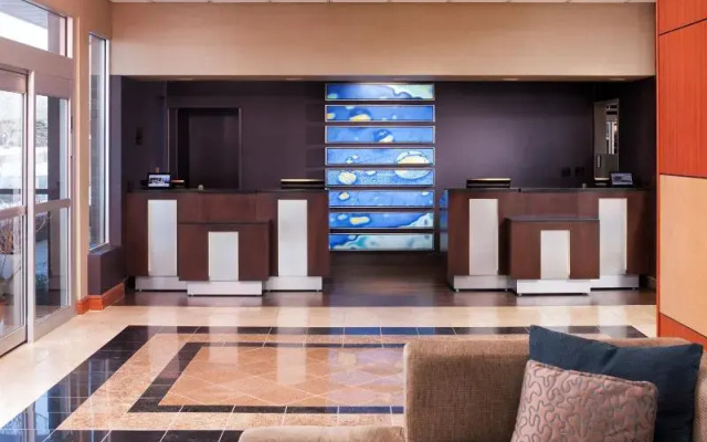 Radisson Hotel Roseville