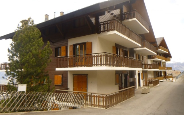 Mountain Apartment With Parking — 2-star hotel in Veysonnaz