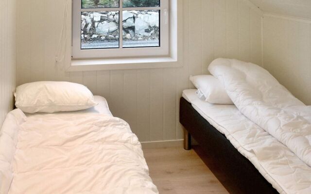 6 Person Holiday Home in Bud