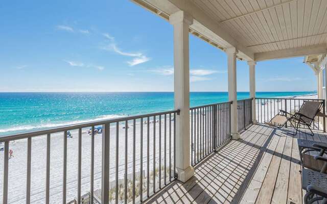 Las Olas by Five Star Properties