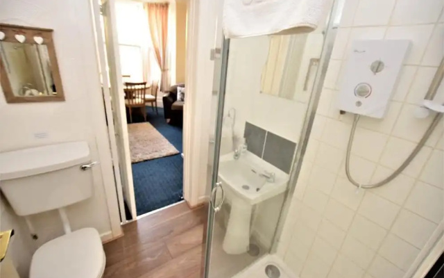 Bridle Lodge Apartments