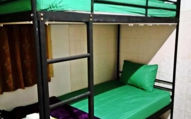 Moshi-Moshi - Hostel