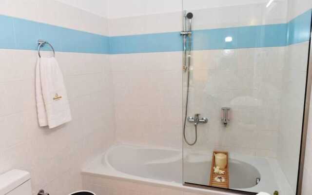 Lovely Seaview Apartment in Chania