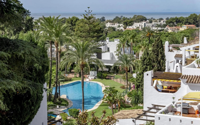 AB2-Aldea Blanca Puerto banus