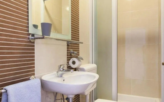 Apartments by the sea Podgora, Makarska - 2604