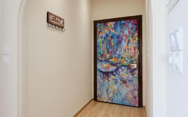 Artistic 3 bedroom apartment with sea view in Glyfada