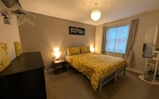 Namastay-Central Glastonbury