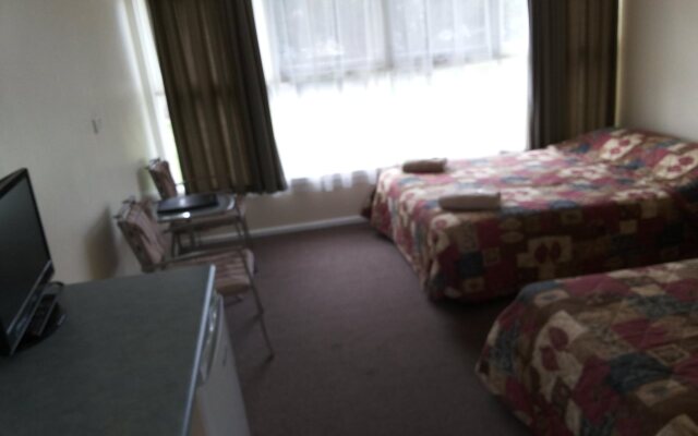 Southern Right Motor Inn